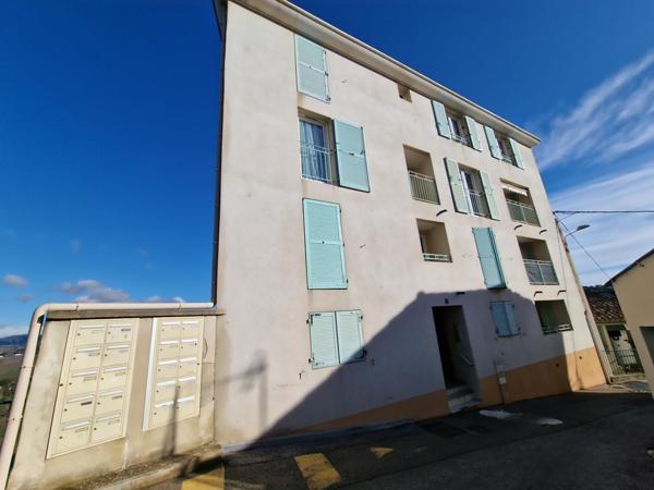 T2 avec terrasse et parking idéal premier achat ou investissement locatif