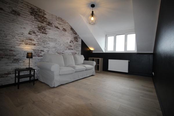 Dpt Moselle (57), à louer STIRING WENDEL appartement T2 bis meublé