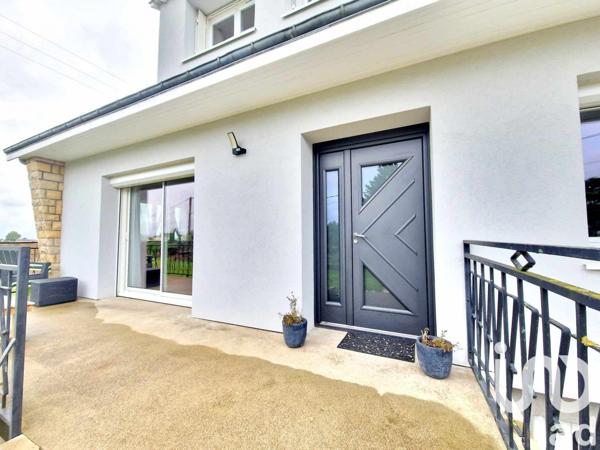 Maison traditionnelle 6 pièces de 154 m² à Saint-Benoît-sur-Loire (45730)