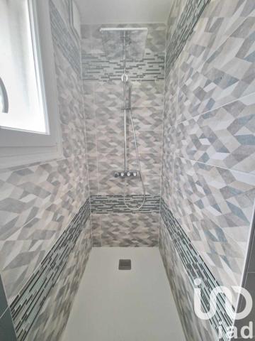 Maison traditionnelle 6 pièces de 154 m² à Saint-Benoît-sur-Loire (45730)