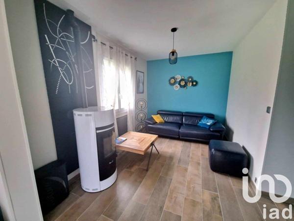 Maison traditionnelle 6 pièces de 154 m² à Saint-Benoît-sur-Loire (45730)