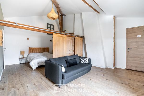 Propriété d’Exception en pierres dorées avec Gîtes, Chambres d’Hôtes et Vignes