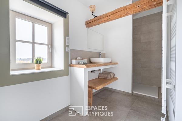 Propriété d’Exception en pierres dorées avec Gîtes, Chambres d’Hôtes et Vignes