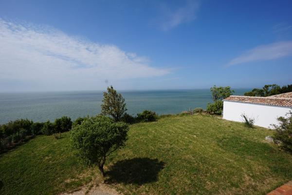 Maison exceptionnelle à vendre à Meschers sur Gironde !