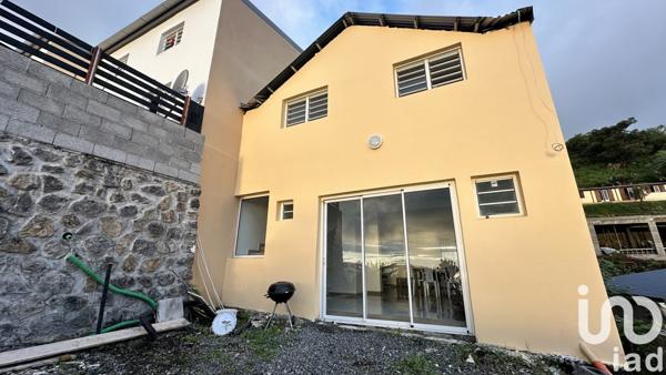 Maison 11 pièces de 225 m² à Saint-Leu (97416)