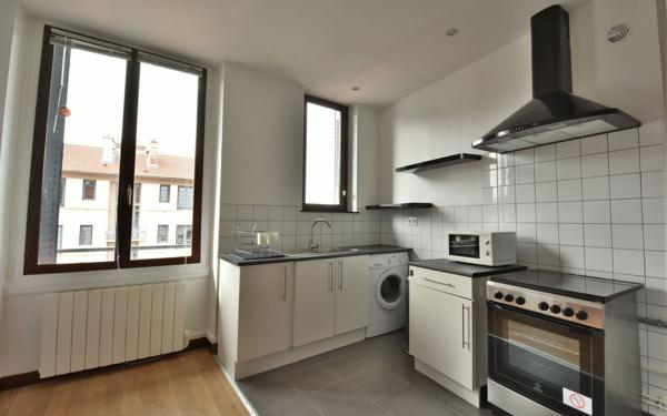 Appartement à louer    2 pièces • 45,01 m2 Oullins