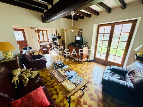 Maison au calme dans un hameau de Saint Julien du Sault