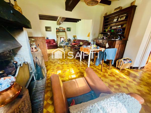 Maison au calme dans un hameau de Saint Julien du Sault