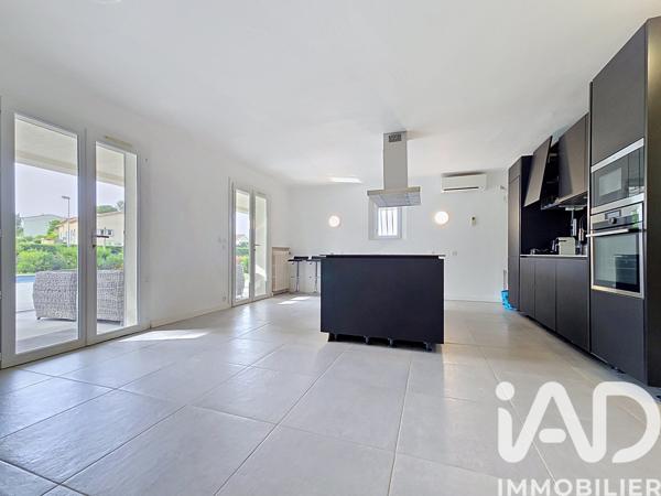 Maison à vendre 7 pièces 192 m² Roquebrune-sur-Argens