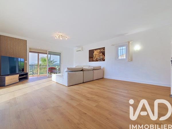 Maison à vendre 7 pièces 192 m² Roquebrune-sur-Argens