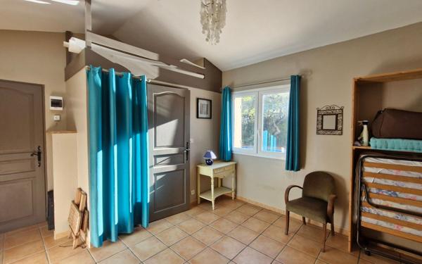 Maison à vendre    5 pièces •  Rochefort-du-Gard