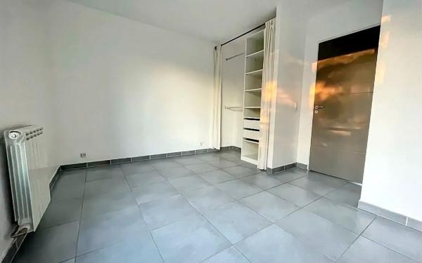 Maison à vendre    4 pièces •  Nîmes