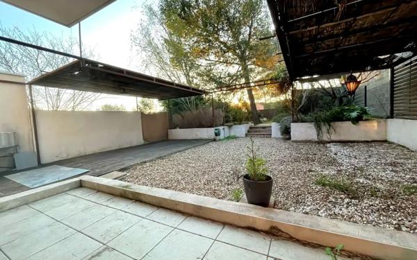 Maison à vendre    4 pièces •  Nîmes