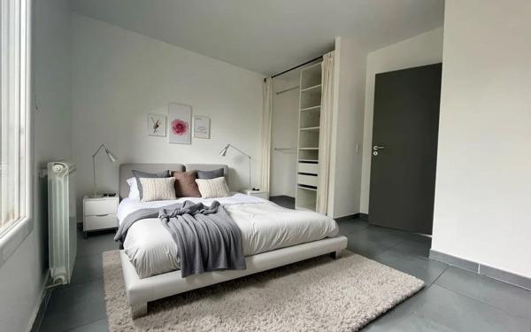 Maison à vendre    4 pièces •  Nîmes