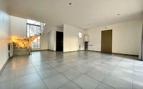 Maison à vendre    4 pièces •  Nîmes