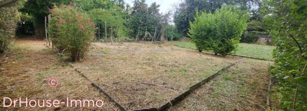 Terrain à vendre 1 pièce de 1 050 m²