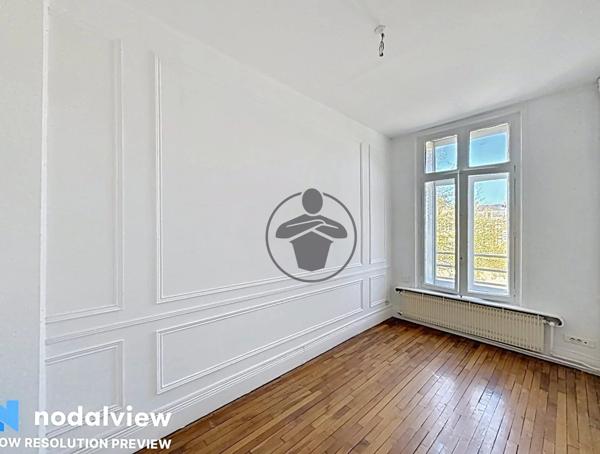 Location Appartement 5 pièces 123 m2 à Saint-Quentin