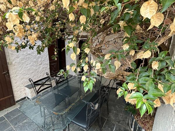 A vendre CENTURI !Maison 6 pièces de caractère en pierre avec tour, vue mer