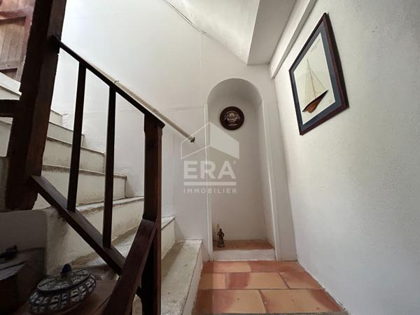 A vendre CENTURI !Maison 6 pièces de caractère en pierre avec tour, vue mer