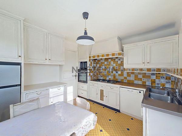 50 m de la plage Rare à la vente sur la Côte de Nacre.