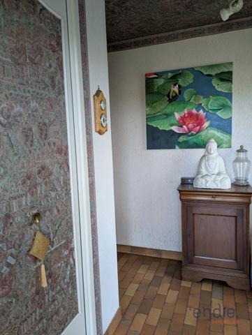 Charmant pavillon des années 70 avec vue dégagée sur la campagne