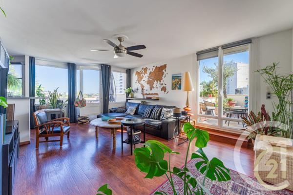 Appartement F5 à vendre  5 pièces - 140 m2 VAULX EN VELIN - 69