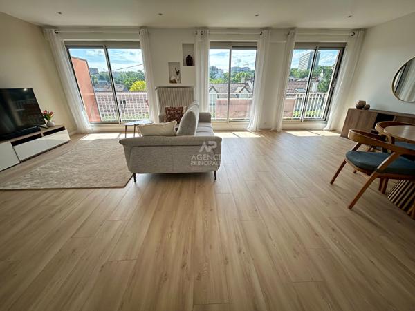 Appartement Poissy 5 pièce(s) 101m2 439 000 € **  - Référence  9166