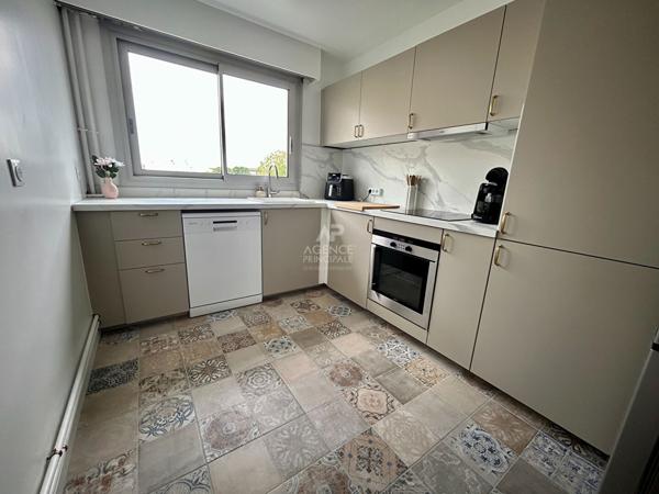 Appartement Poissy 5 pièce(s) 101m2 439 000 € **  - Référence  9166