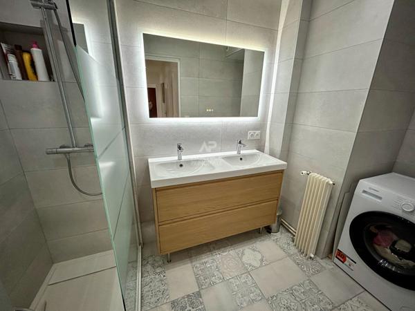 Appartement Poissy 5 pièce(s) 101m2 439 000 € **  - Référence  9166