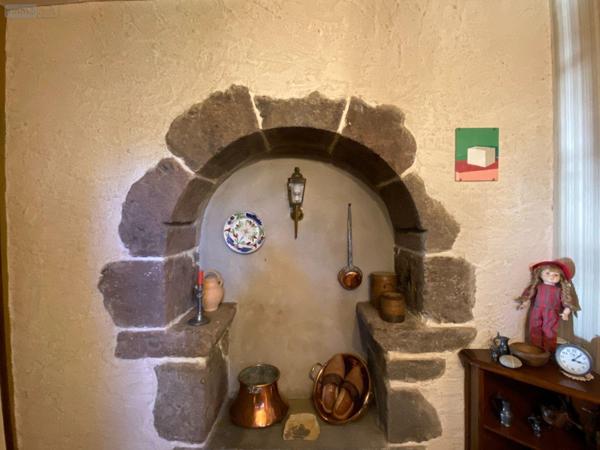 Maison à vendre à Arpajon-sur-Cère dans le Cantal (15130), ref : 15061-46   
Carbonat