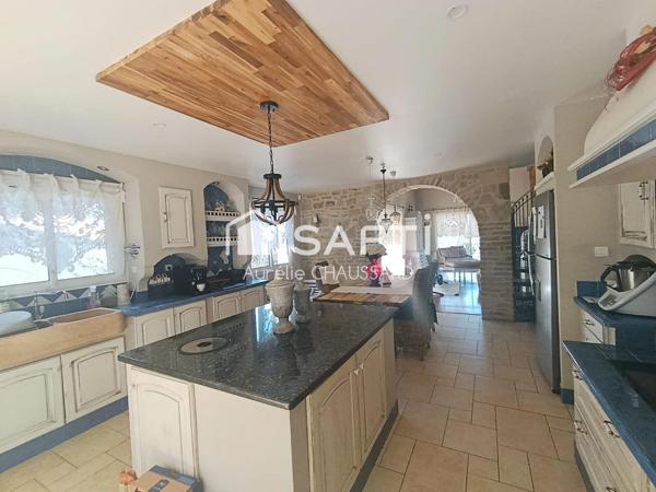 Maison de charme 3 chambres grand garage, pinède, piscine