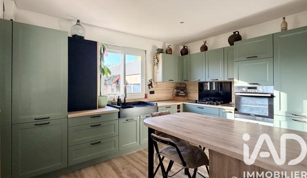 Maison à vendre 6 pièces 148 m² Lavau