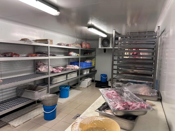 À VENDRE – Fonds de commerce : “Au Cochon Gourmand 27” – Le Neubourg