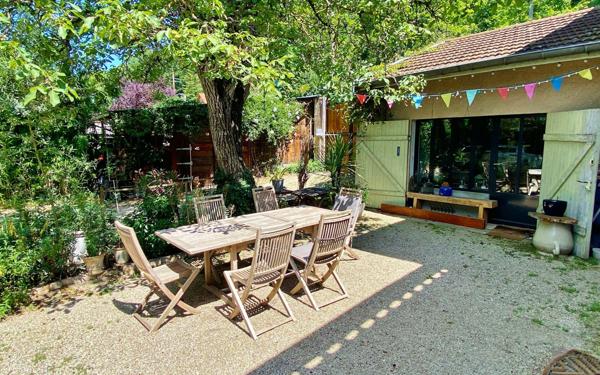 Maison à vendre    7 pièces • 197,23 m2 Oullins