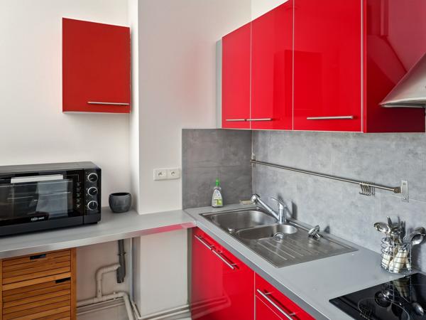 Pézenas (34120) Pézenas, Cours Jean-Jaurès, bel appartement T2