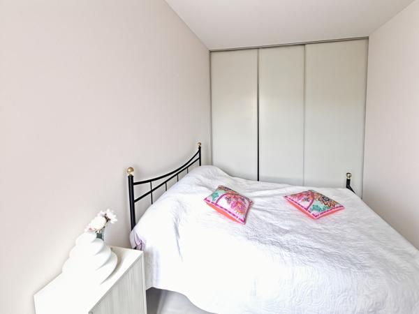 Pézenas (34120) Pézenas, Cours Jean-Jaurès, bel appartement T2