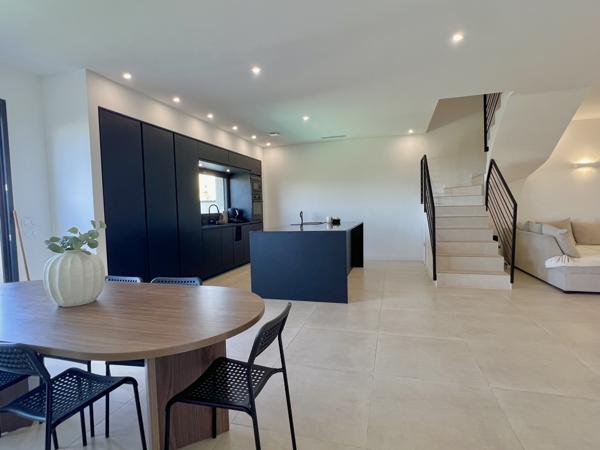 Beaucaire (30300) Beaucaire Villa Neuve - 132 m2 + Piscine