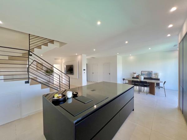 Beaucaire (30300) Beaucaire Villa Neuve - 132 m2 + Piscine