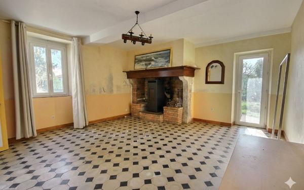 Maison à vendre    8 pièces •  Baigts-de-Béarn