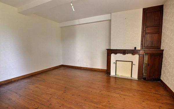 Maison à vendre    8 pièces •  Baigts-de-Béarn
