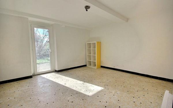 Maison à vendre    8 pièces •  Baigts-de-Béarn