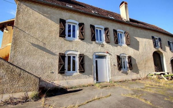Maison à vendre    8 pièces •  Baigts-de-Béarn