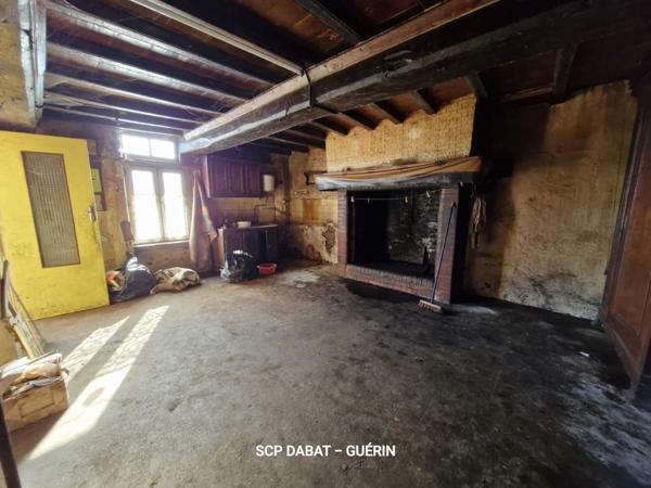 Maison à vendre à Isigny-le-Buat dans la Manche (50540), ref : 8464