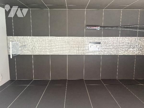 Unique ! Villa contemporaine, d'architecte, de plain-pied, ultra lumineuse avec jardin, piscine...