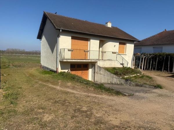 Maison Saint Marcel 4 pièce(s) 76 m2 sur environ 440 à 550m² de terrain
