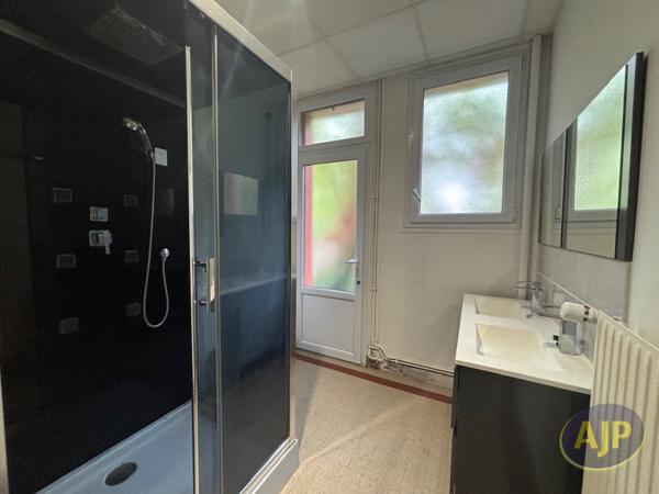 Appartement à louer Angers : 3 pièces, 61m² avec 2 chambre(s) à 800€ - AJP Immobilier Angers