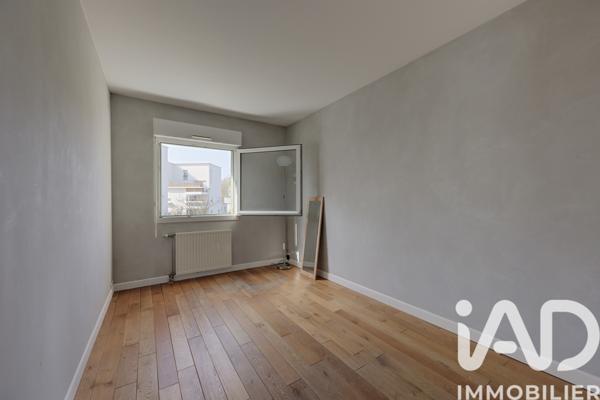 Appartement à vendre 4 pièces 77 m² Le Plessis-Robinson