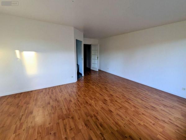 Appartement à vendre à Mons en Baroeul dans le Nord (59370), ref : W4019   
haut de mons