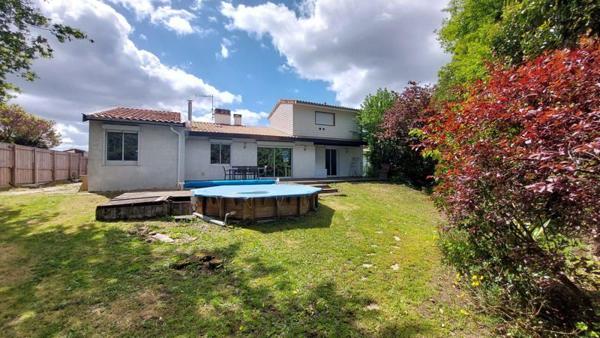 Maison à vendre |  Saint-Médard-en-Jalles |  7 pièces | 150 m²