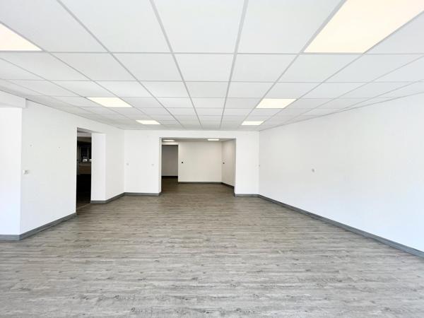 À VENDRE – ENSEMBLE IMMOBILIER MIXTE À Dannemarie – LOCAL COMMERCIAL LIBRE + APPARTEMENT LOUÉ